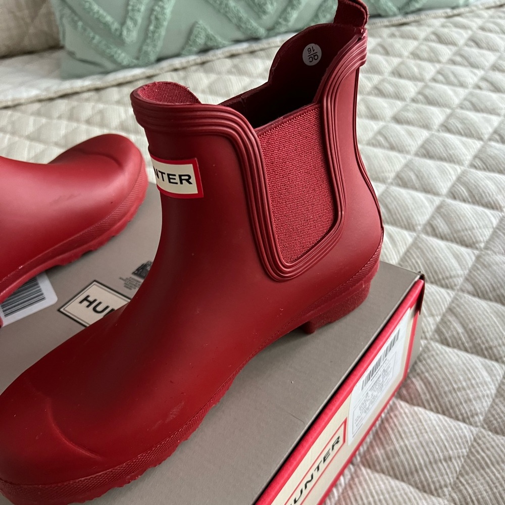 Hunter red short boots